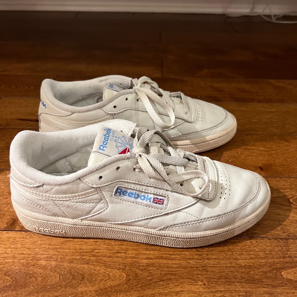 Reebok off white sneakers